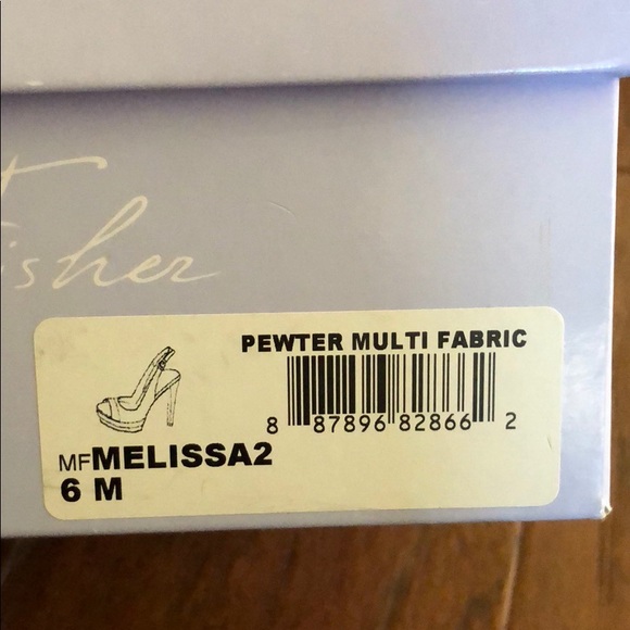 Shoes - Picture 2 of 5